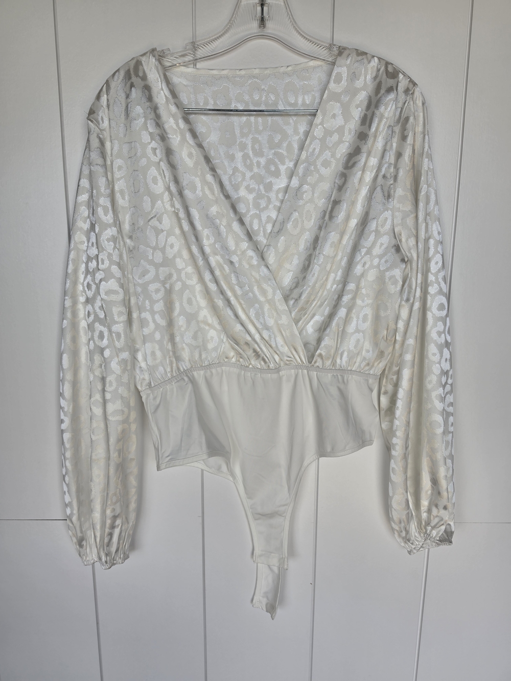 SHEIN Ivory Satin Leopard-Texture Surplice Bodysuit
